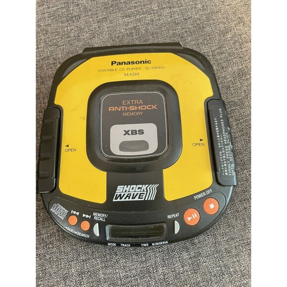 Vintage PANASONIC SHOCK WAVE Portable CD Player Yellow Black SL-SW405 Charger - Picture 2 of 12